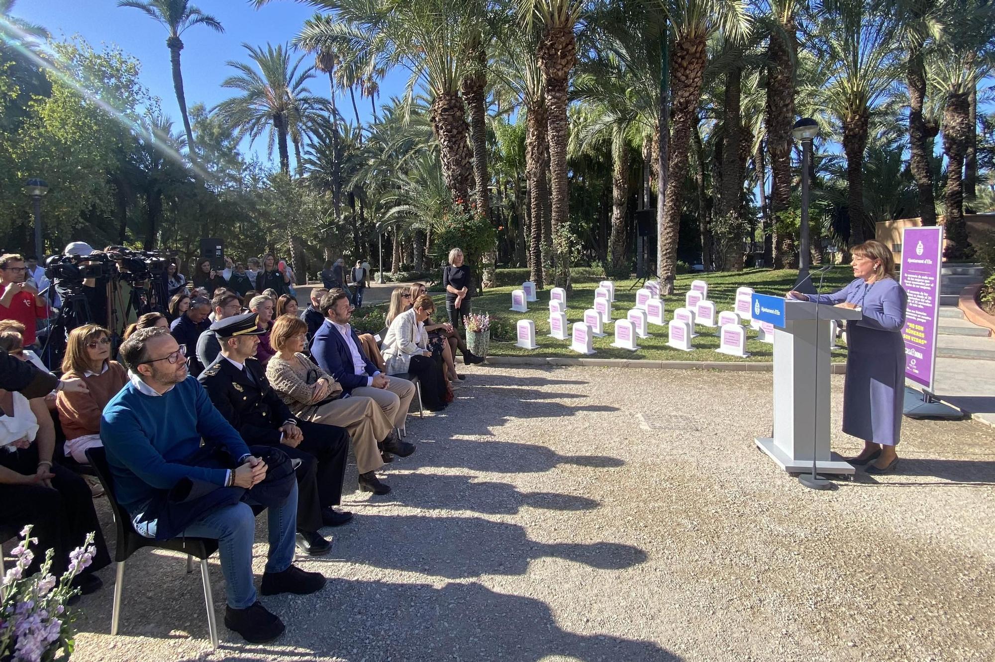 Acto institucional por el 25N en Elche