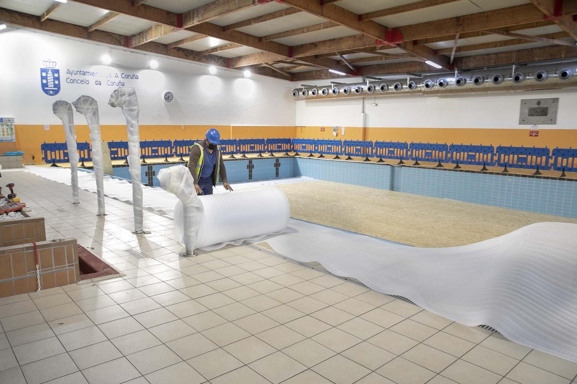 El Concello inicia las reparaciones en la piscina de Riazor, que durarán dos meses