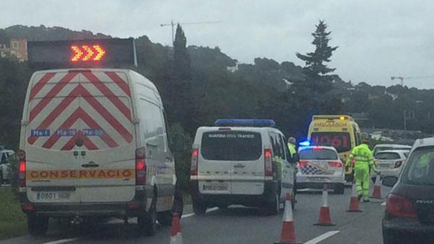 Acht Personen bei Unfall auf Schnellstraße nach Andratx verletzt
