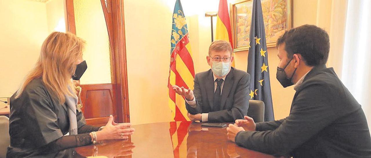 La alcaldesa Marco, el president Puig y el conseller Marzà firmaron el miércoles la hoja de ruta del proyecto.