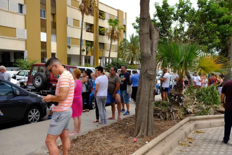 Incendio en un edificio de Jinámar