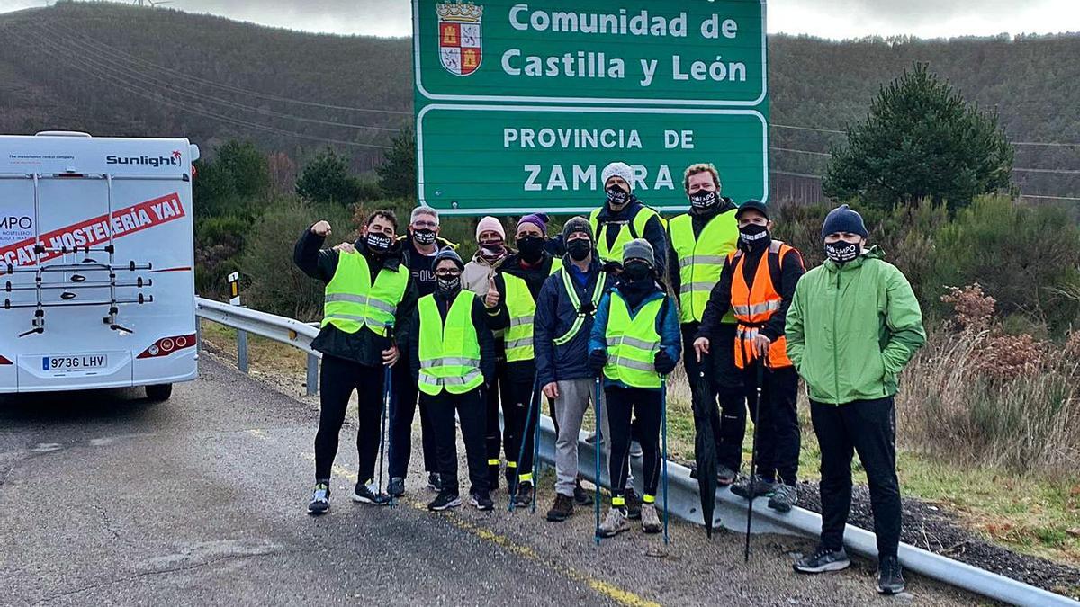 El Equipo Rescate Hostelería a su llegada a la provincia de Zamora.   | // FDV