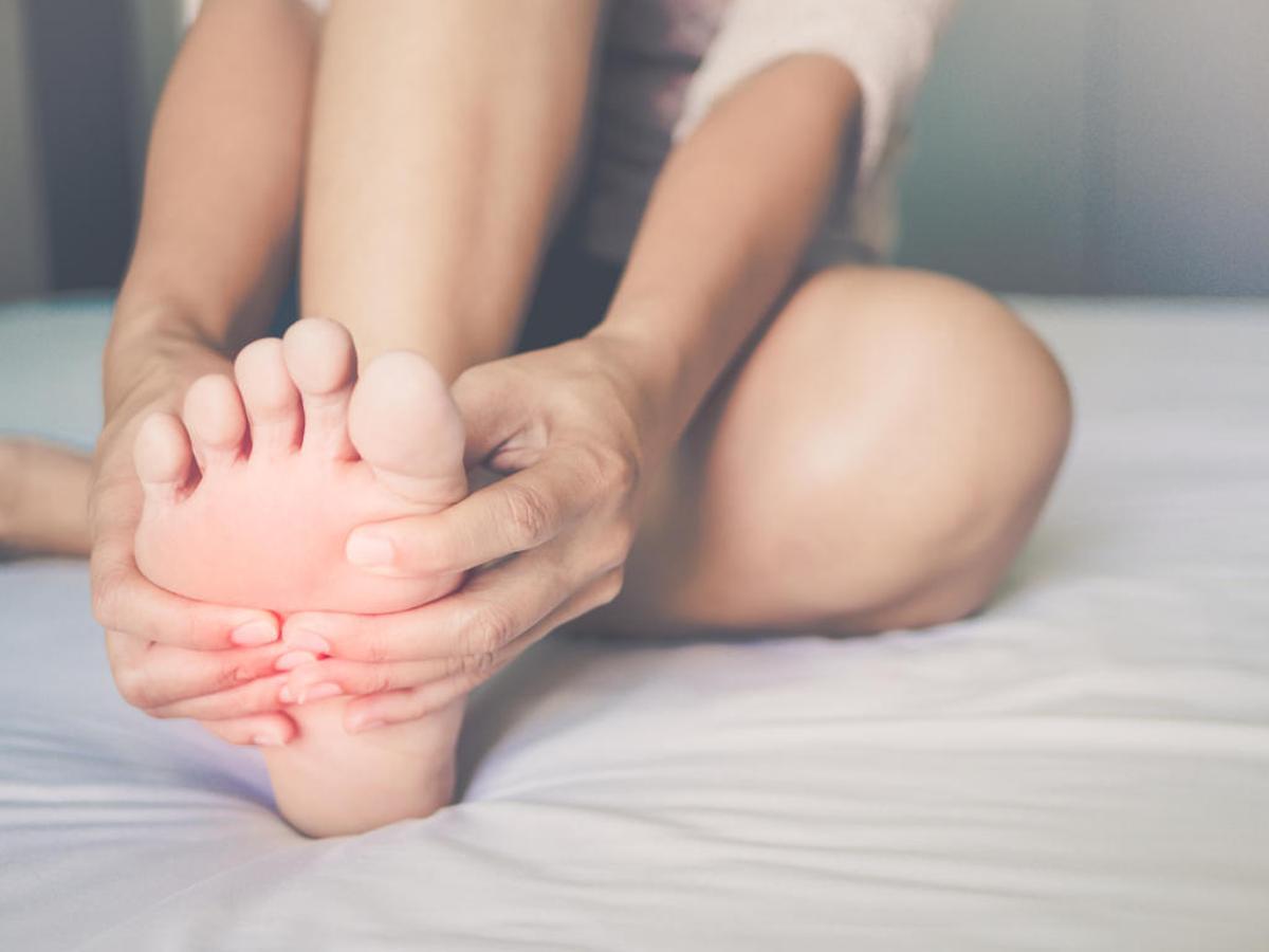 ¿Por qué se nos duermen las manos y los pies?
