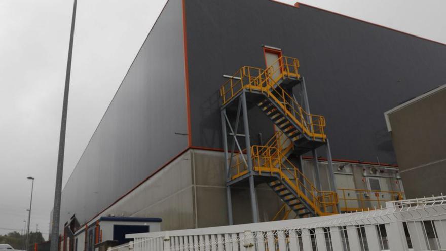 L a planta de ArcelorMittal Powders en el PEPA, en Avilés. | RICARDO SOLÍS