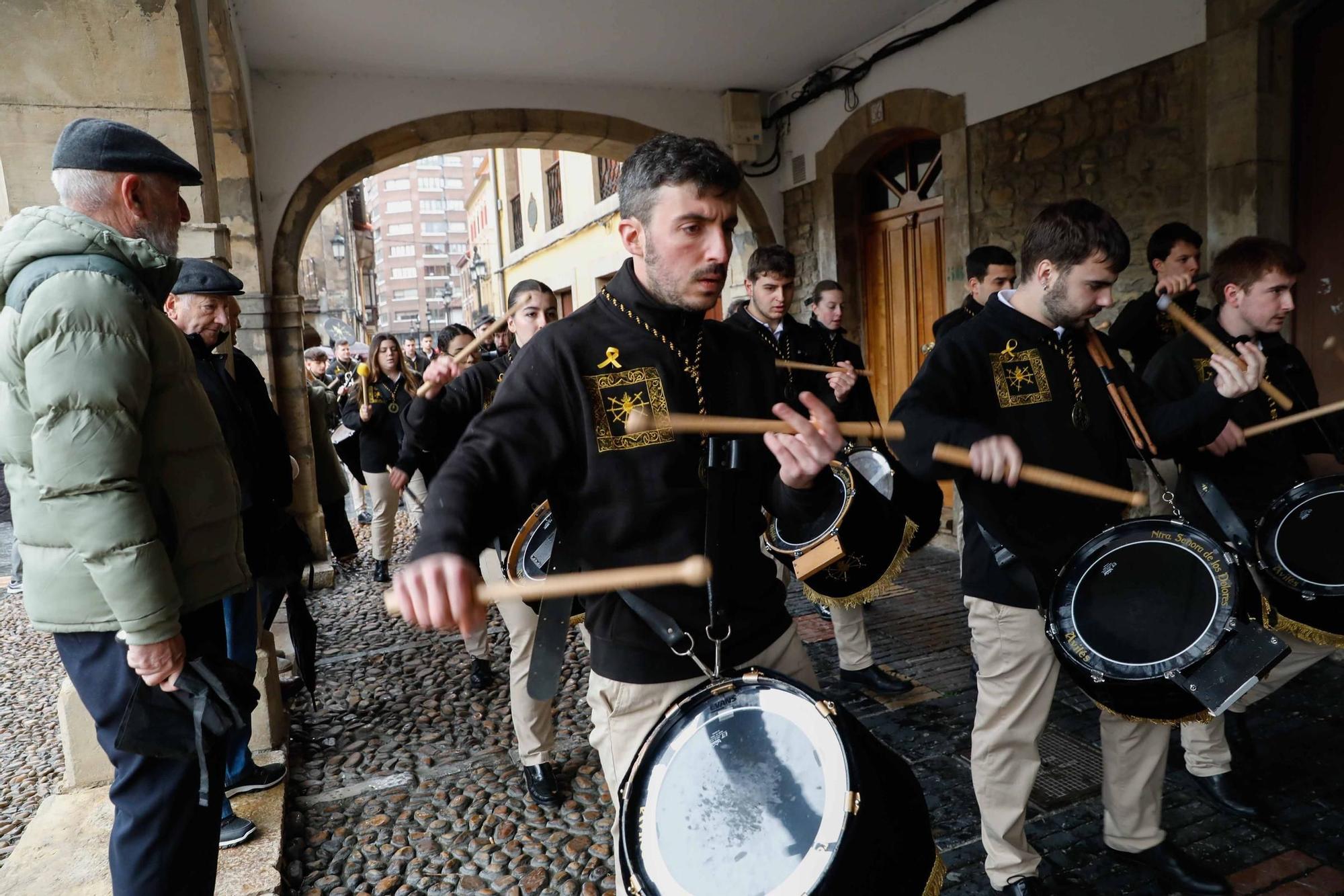 EN IMÁGENES: Así fue el certamen de bandas que dio comienzo la Semana Santa de Avilés