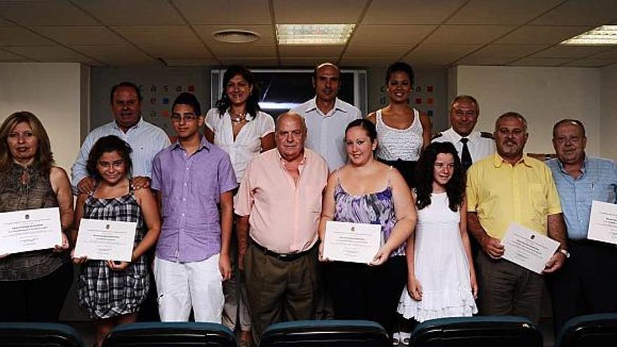 Imagen de los premiados con Valera, García-Romeu, Seva, Guijarro y Calvo, ayer .