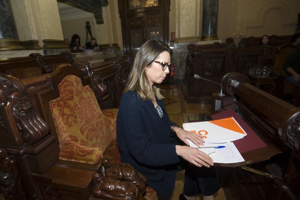 Todos los grupos respaldan el presupuesto en el pleno salvo el PP, que votó en contra.