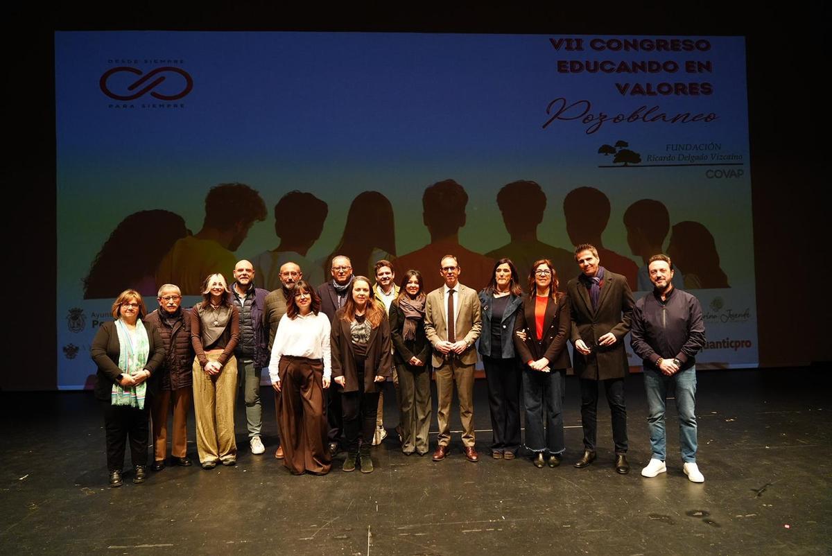 Foto de familia del Congreso Educando en Valores.