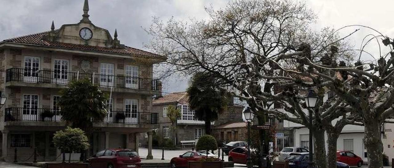 Agolada es el municipio con mayor deuda por habitante de las comarcas. // Bernabé/Javier Lalín