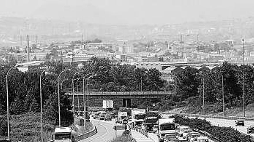 Retenciones en la autopista «Y» durante una operación salida.