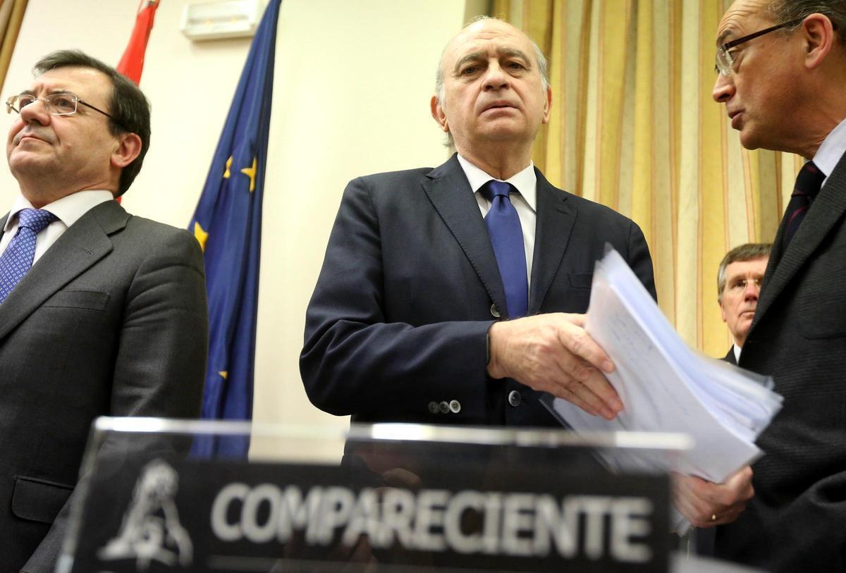 Fernández Díaz demana que es consideri el PP partícip a títol lucratiu de la Kitchen Fernández Díaz demana que es consideri el PP partícip a títol lucratiu de la Kitchen
