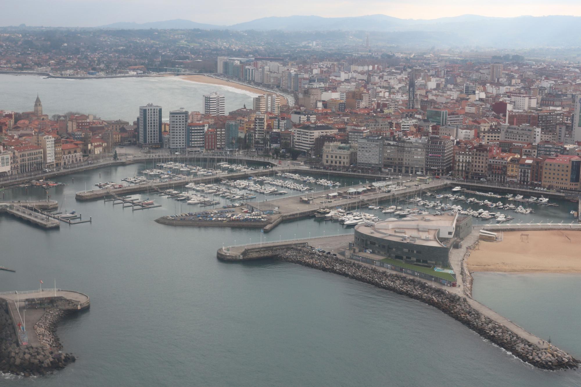 En imágenes: Así se ve Gijón desde el aire