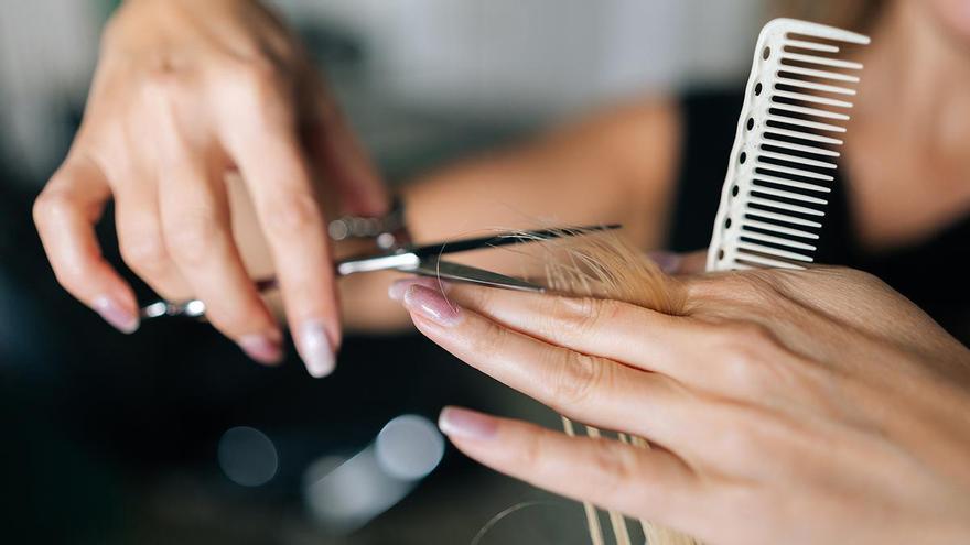Adiós a la melena: el corte de pelo antiedad y rejuvenecedor que ya arrasa entre las de 30 y 60 años
