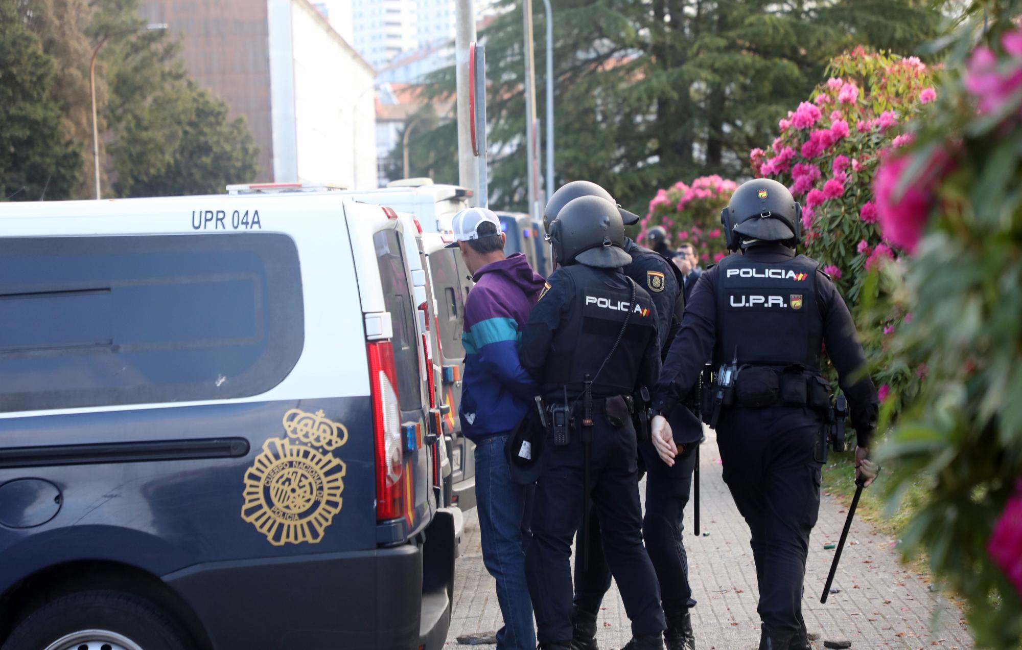 Carga policial en la protesta de bateeiros en Santiago