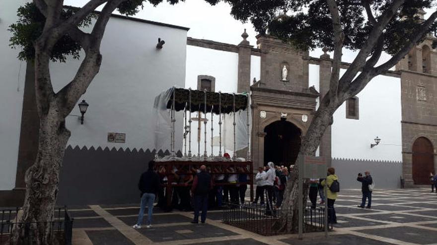 Preparativos de Semana Santa