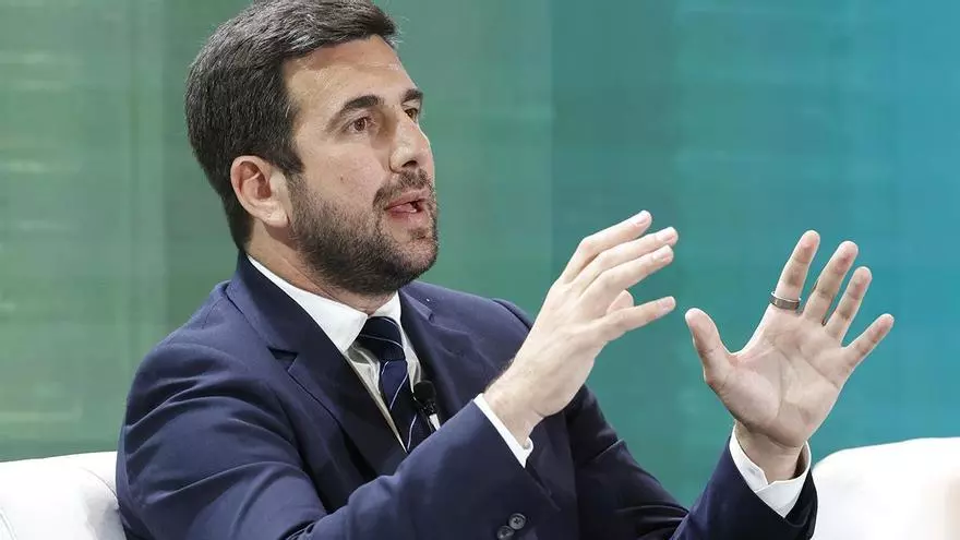 Enrique Riquelme anuncia que en máximo 2-3 días dirá si se presenta a las elecciones del Real Madrid: "Tengo que valorar si merece la pena"