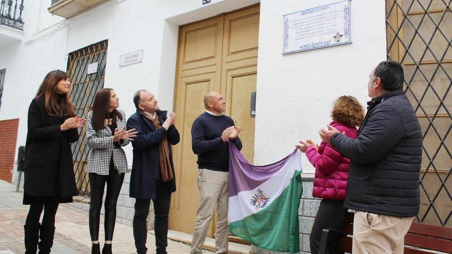 Alhaurín rinde homenaje al periodista, abogado y político Enrique Pérez Lirio