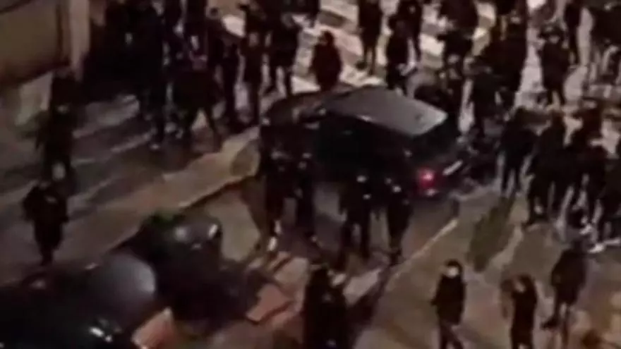 Los ultras del Málaga destrozaron establecimientos antes del partido frente al Depor. ¡Lamentable!