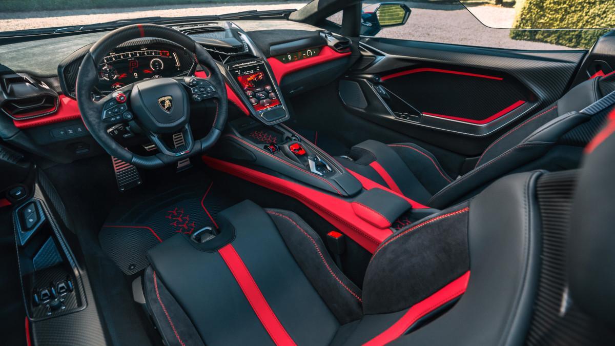 Interior del Lamborghini Fenomeno Roadster
