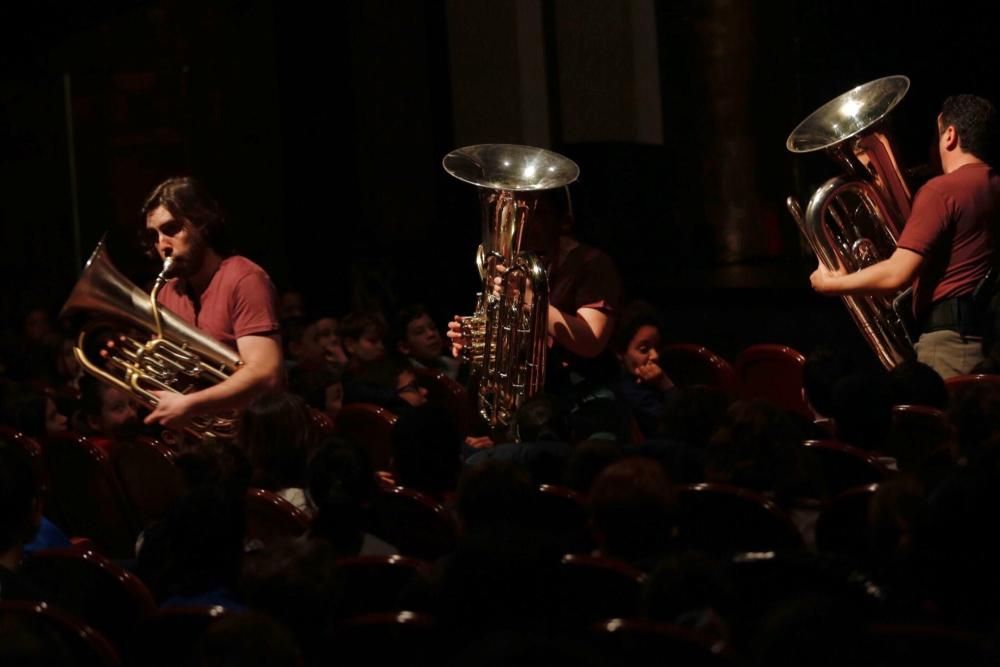 Concierto Escolar “Tubos y Tubas” para niños en Oviedo.