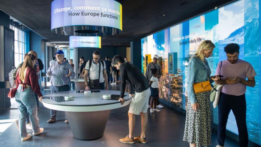Visitantes del nuevo centro «Europa Experience» de Luxemburgo. | Parlamento Europeo