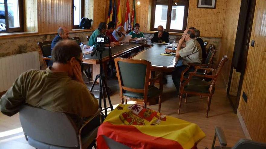 Desarrollo de la sesión plenaria de Galende celebrada el viernes.