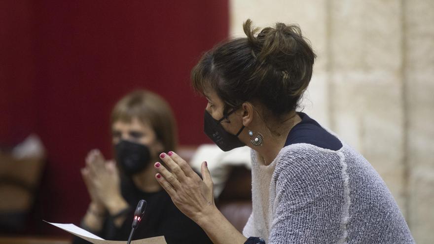 a diputada no adscrita Teresa Rodríguez, en una foto de archivo en el Parlamento andaluz.