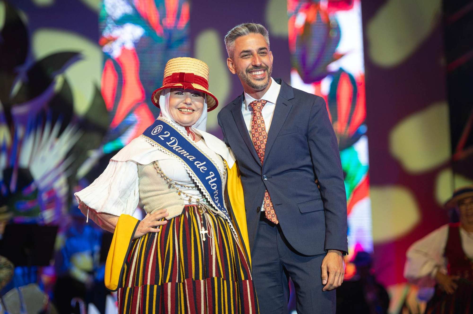 Gala de elección de la primera reina de los mayores de las Fiestas de Mayo
