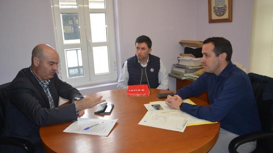 Concello y Costas liman asperezas y Portos ultima una propuesta para Pescadoira