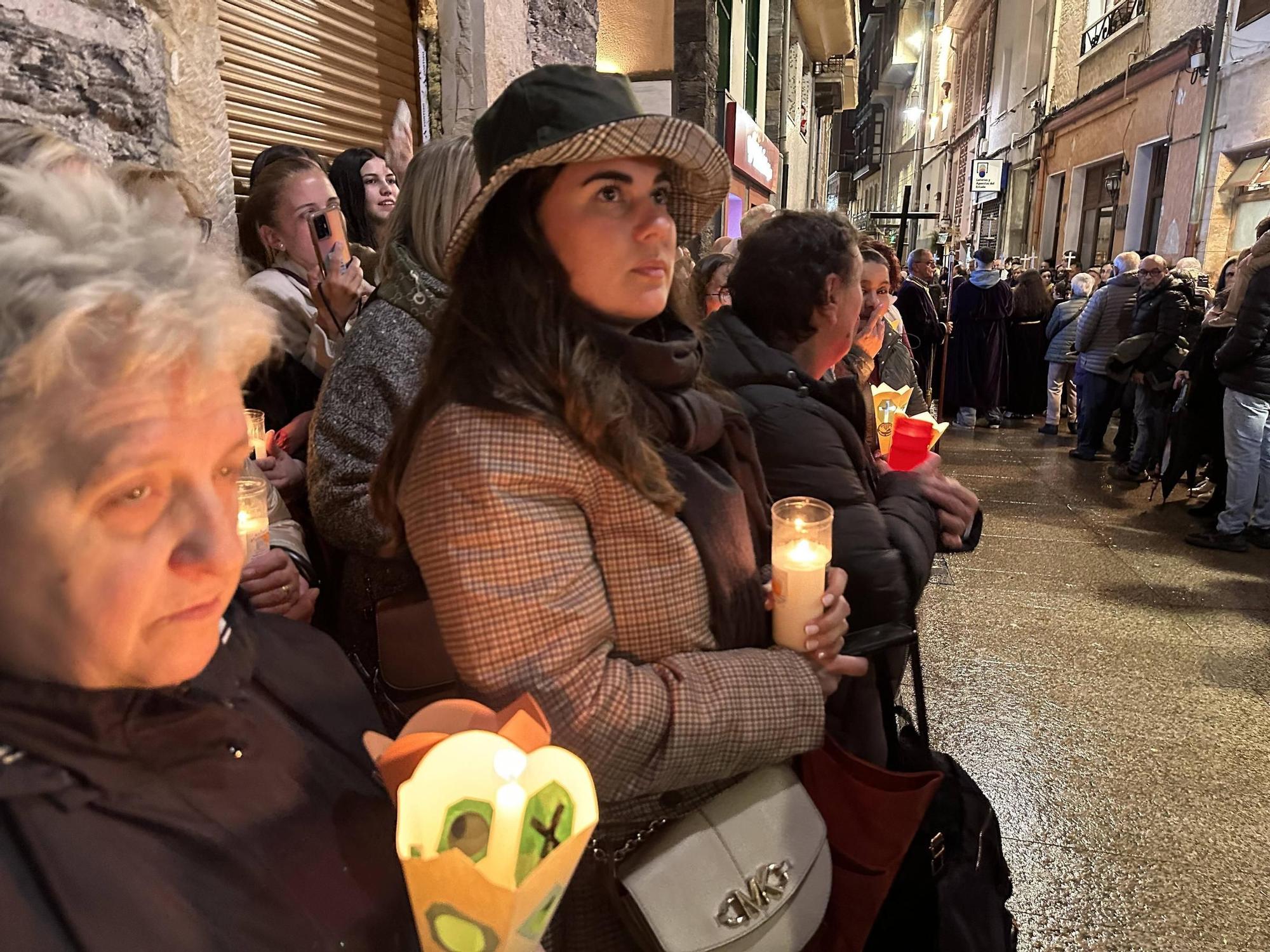EN IMÁGENES | La envolvente procesión del Nazareno en Luarca