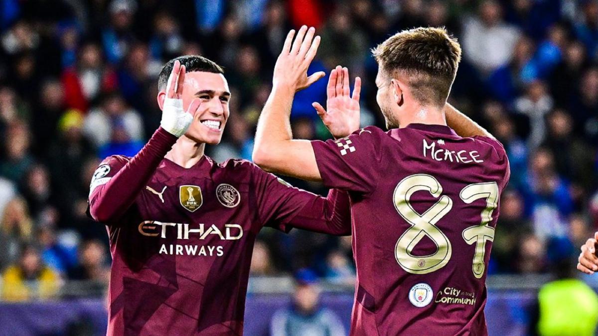 Phil Foden asistió a James McAtee en su gol