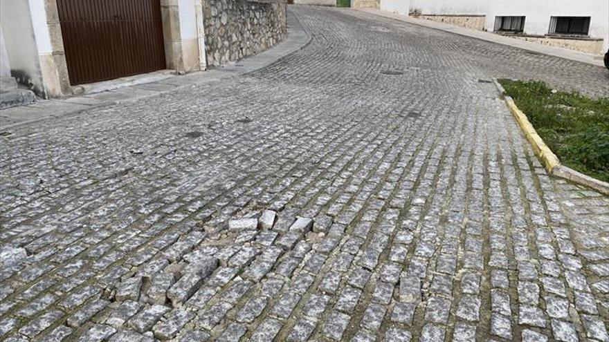 Obras acometerá la reparación de la calle Goro y la Cuerda del Jarrín