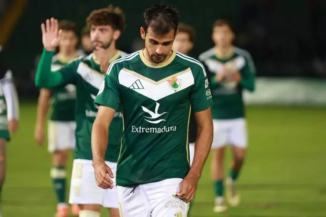 Las imágenes del Cacereño - Osasuna Promesas