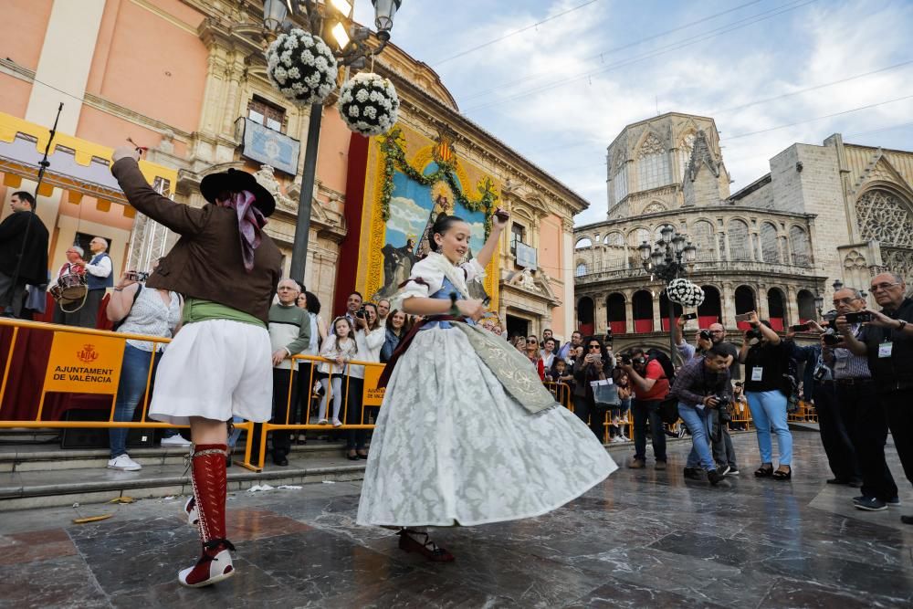 Dansà previa a la fiesta de la Mare de Déu