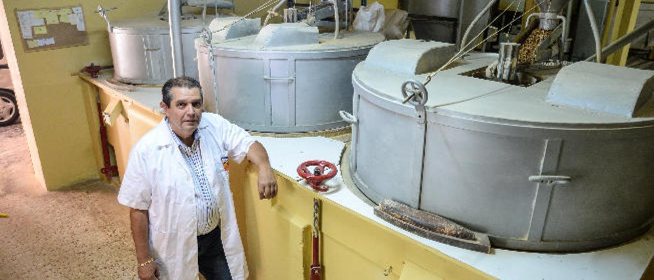 Gonzalo Suárez Sánchez, en las instalaciones del Molino de Fuego, ayer.