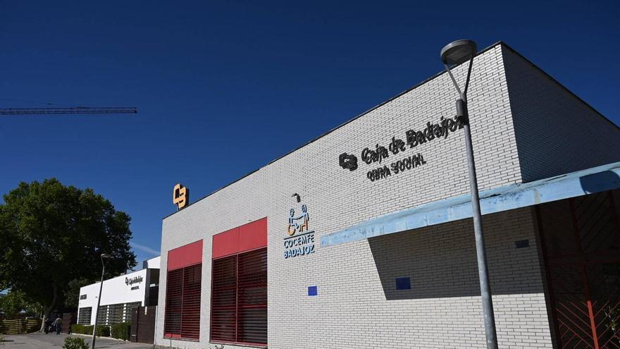 Fundación CB ultima la donación de cerca de una veintena de edificios ahora cedidos a entidades sociales