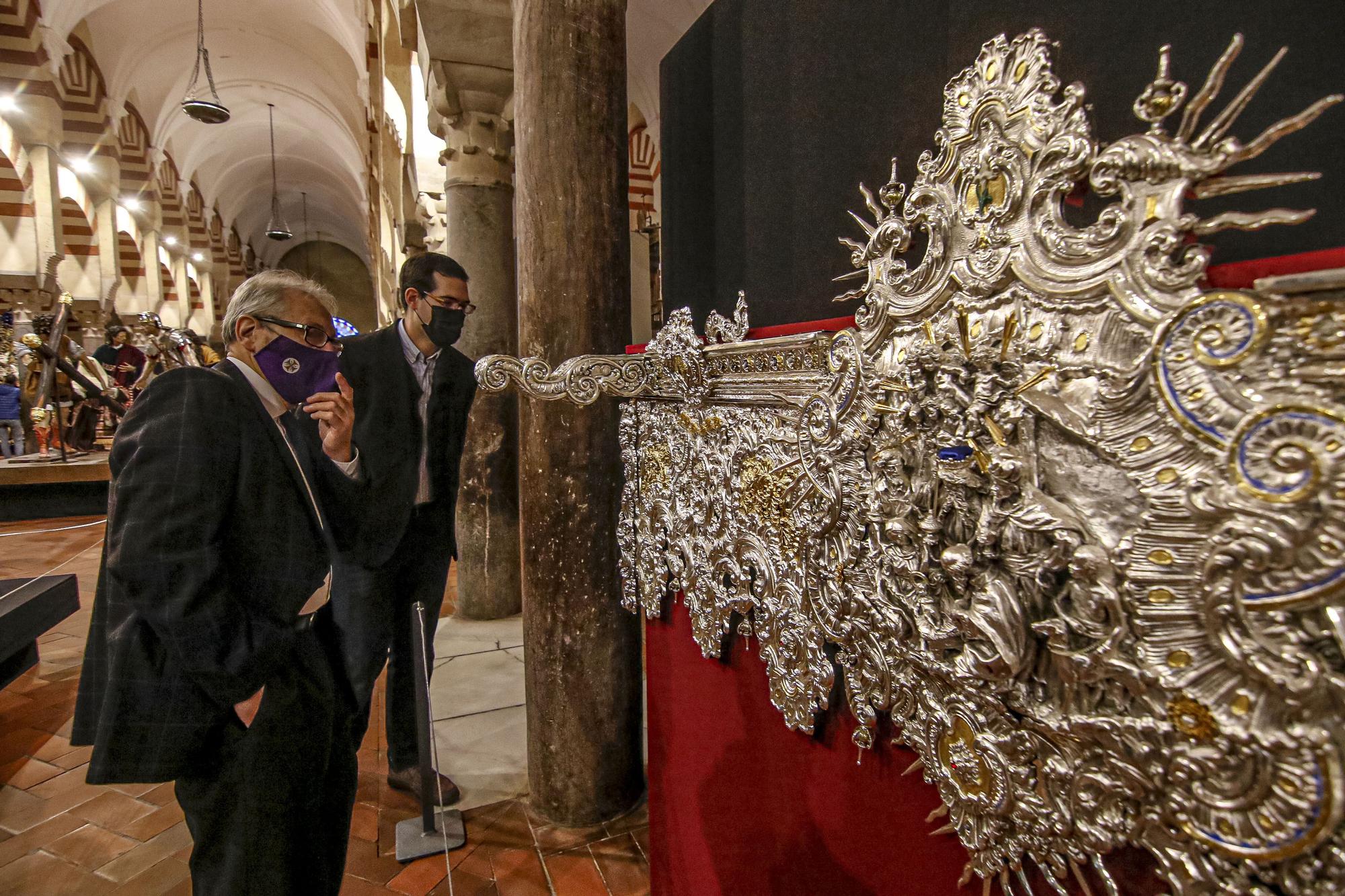 La exposición Arte y cofradías en Córdoba en imágenes