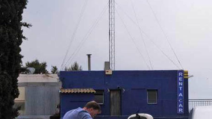 Una de las antenas ilegales detectadas, según Urbanismo.