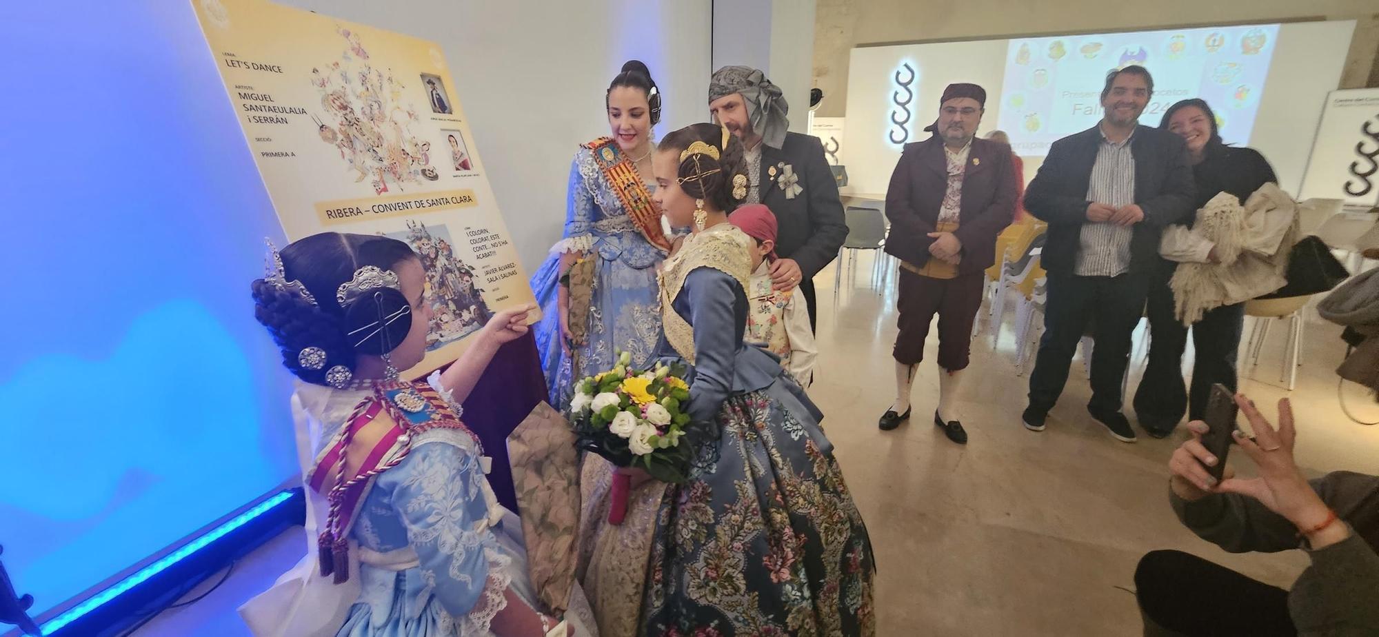 La fiesta de las fallas del Pilar-Sant Francesc con Marina y la corte infantil