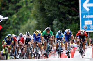 Valverde ya asoma por la cabeza del Tour de Francia