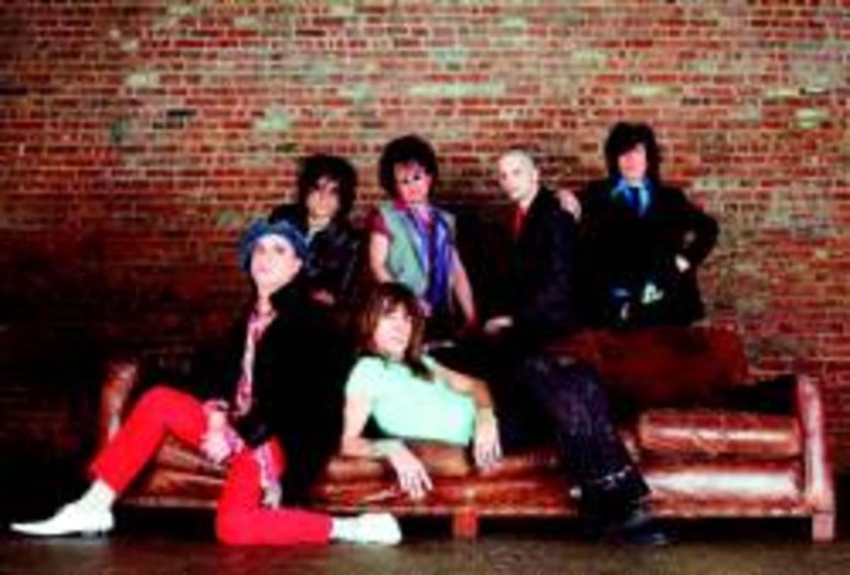 La llegenda dels New York Dolls reneix a lApolo_MEDIA_1 La llegenda dels New York Dolls reneix a lApolo_MEDIA_1