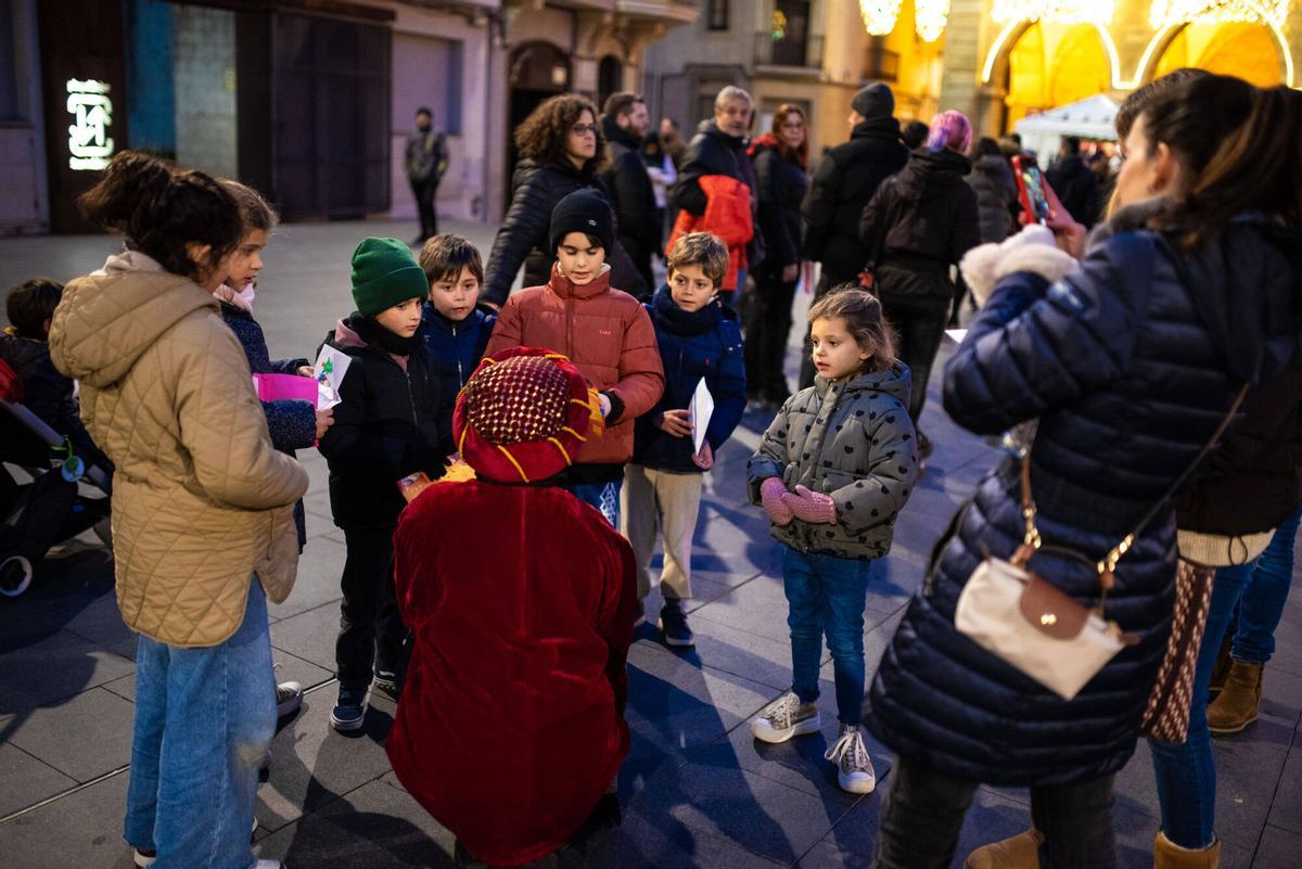 Així ha estat l'arribada del Príncep Assuan a Manresa
