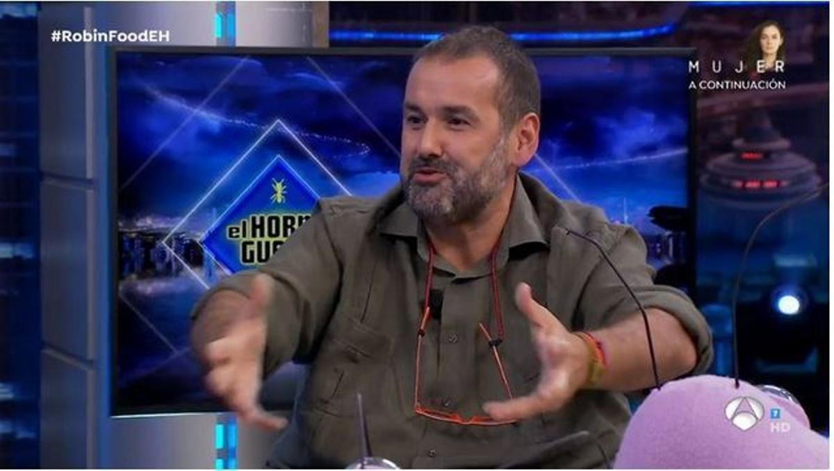 Robin Food la lía metiéndose con la paella "de los valencianos"