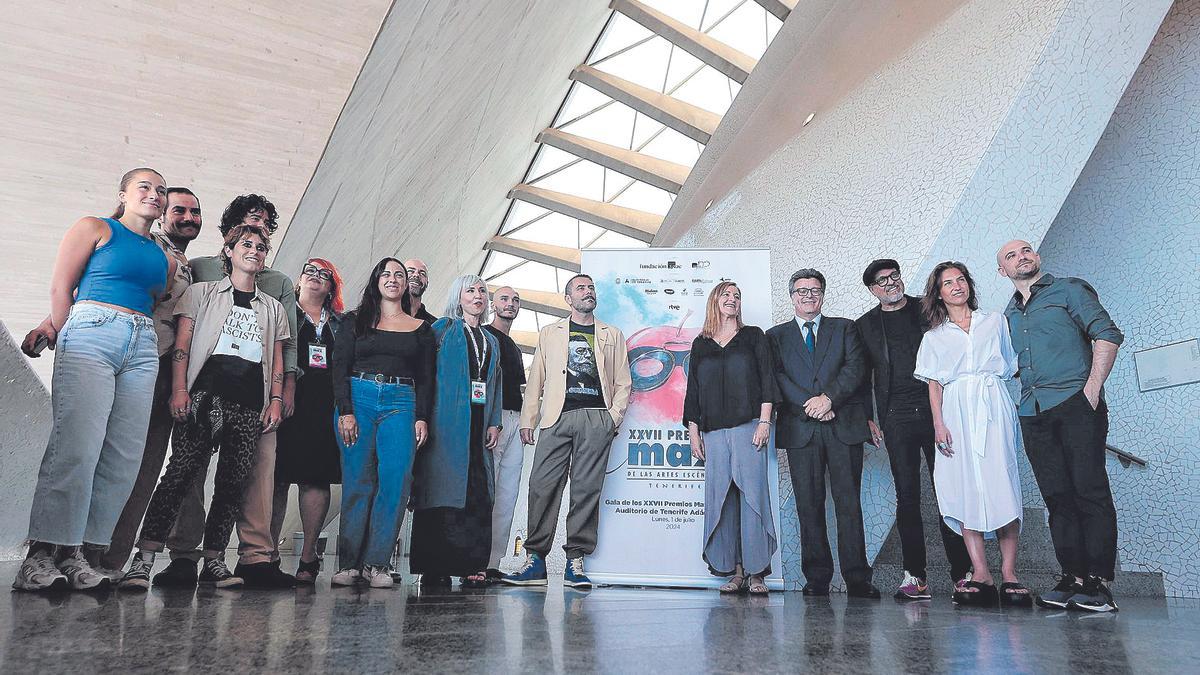Imagen de familia con el equipo técnico y artístico canario de la ceremonia del próximo lunes en el Auditorio de Tenerife.