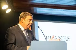 El ministre nebot de Planas a l'homenatge del periodista a Manresa, en imatges