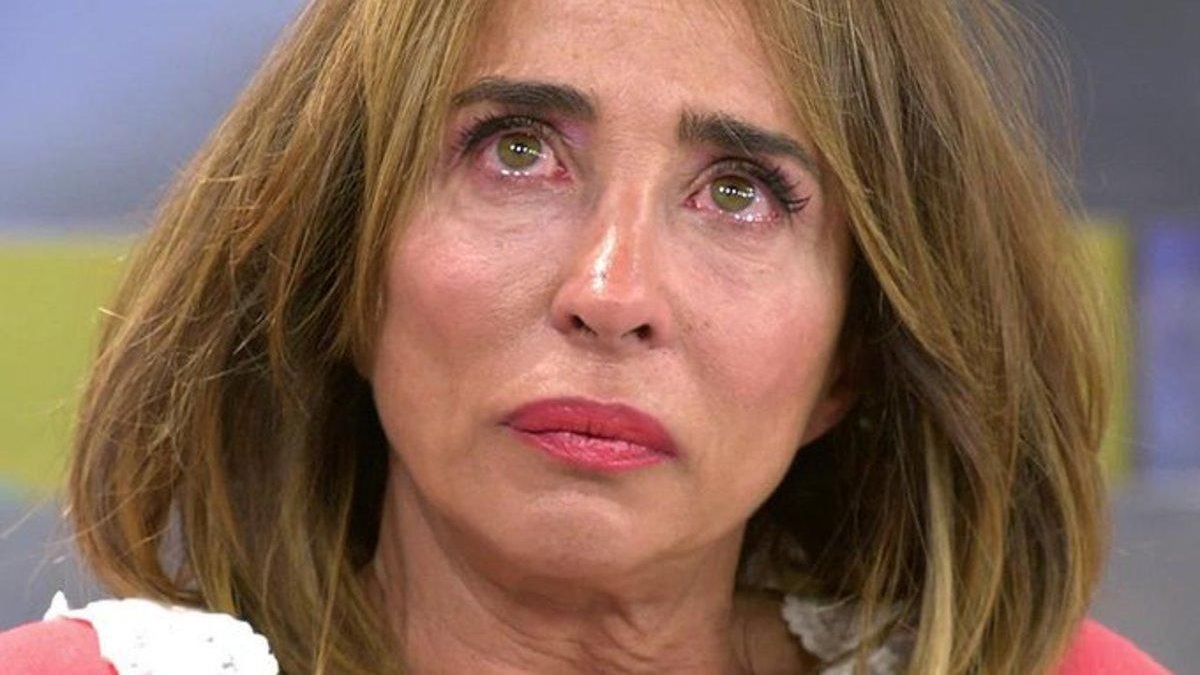 María Patiño se derrumba en directo por el coronavirus y acaba cantando 'No  dejes de soñar'