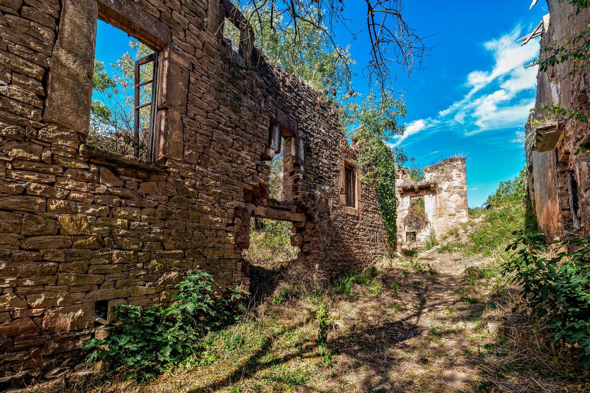 Ruesta abandonó el pueblo junto al embalse Yesa, cerca de Jaca, en la región de Zaragoza