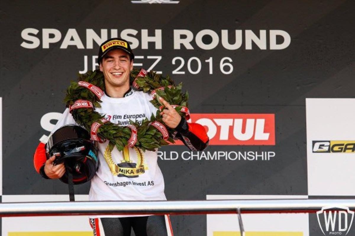 Mika Pérez tras coronarse Campeón de la European Junior Cup 2016