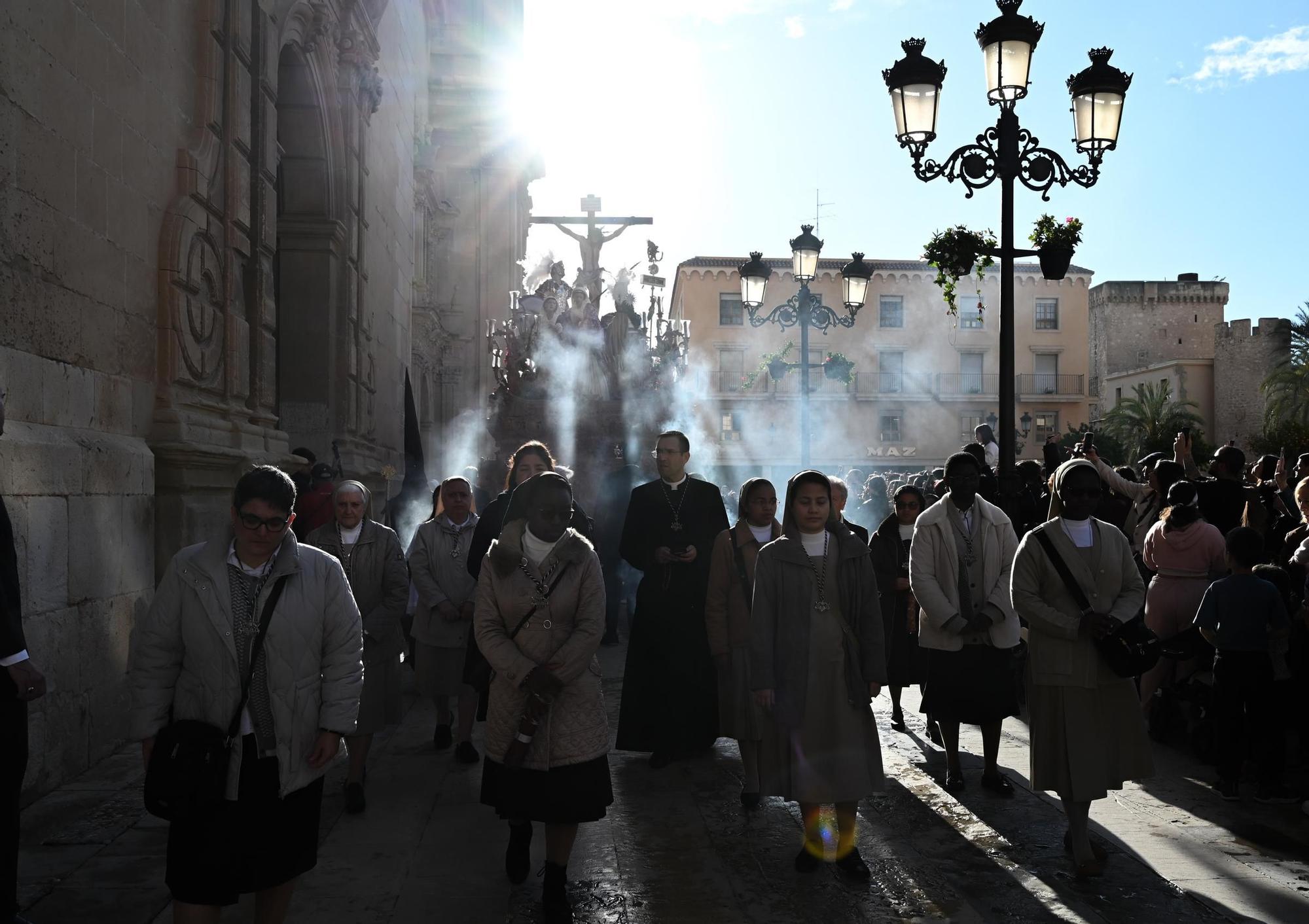 Las mejores imágenes del Martes Santo en Elche