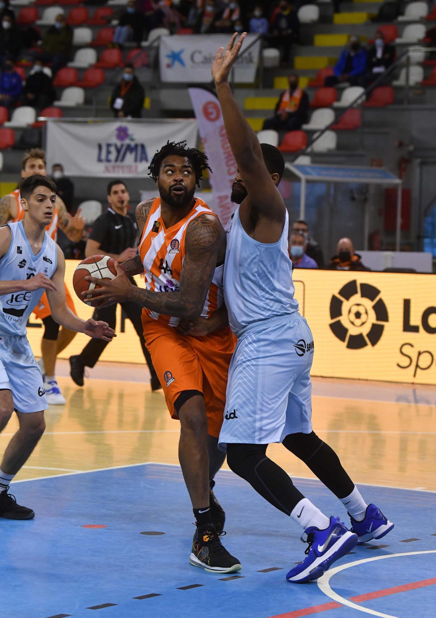 El Leyma Coruña le gana 88 - 63 al Força Lleida